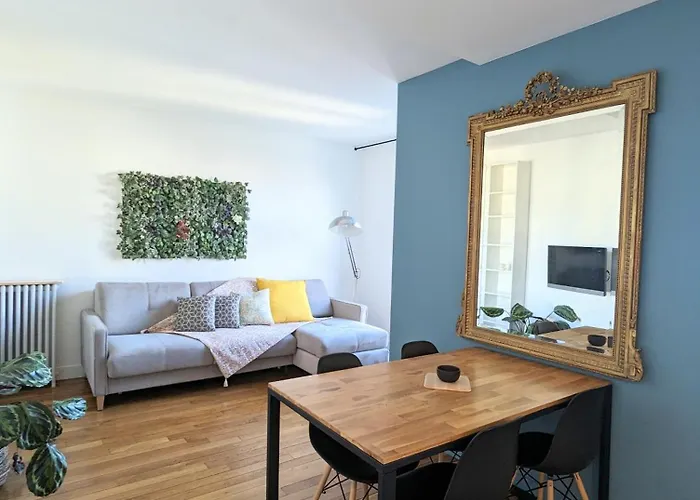 Cosy Little Nest Next To Paris